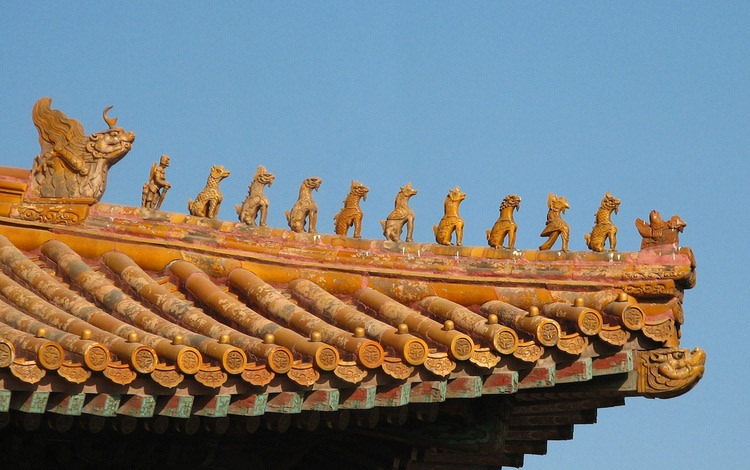 Detailed roof features in ancient Chinese architecture | Source: ancient.eu