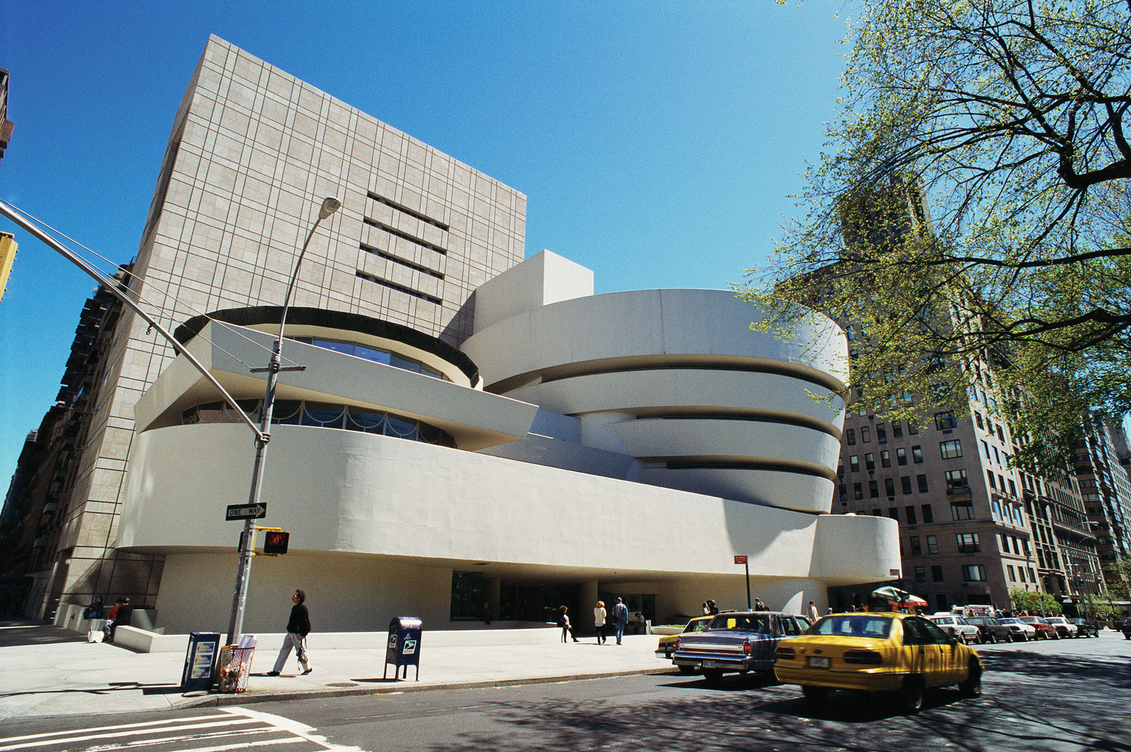 Wright's Solomon Guggenheim Museum (1946-59) | Source: britannica.com