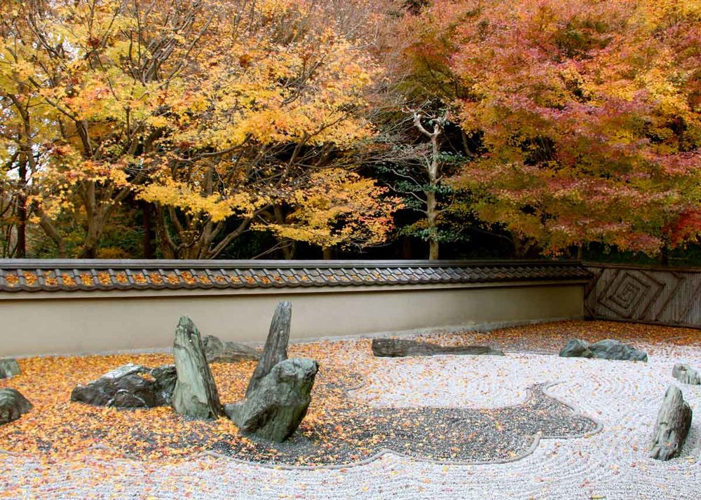 Japanese rock garden | source: japanobjects.com