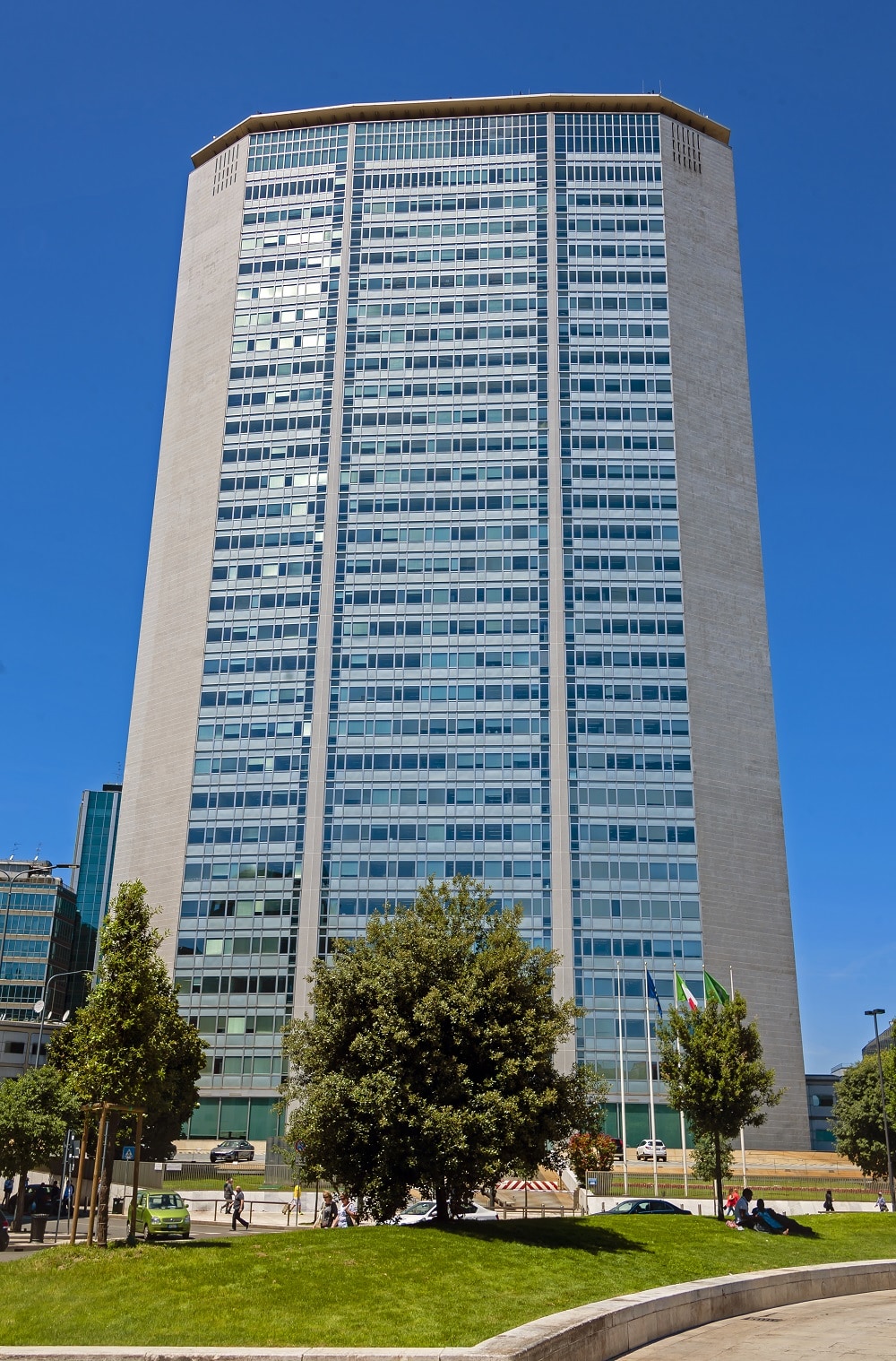 Pirelli Tower (1958-60) by Gio Ponti and Pier Luigi Nervi | Source: wikipedia.org
