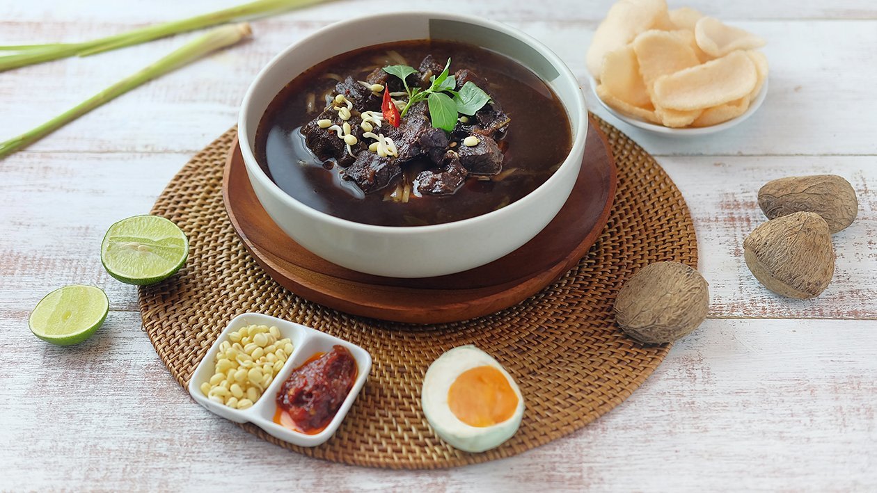 A bowl of rawon | Source: unileverfoodsolutions.co.id