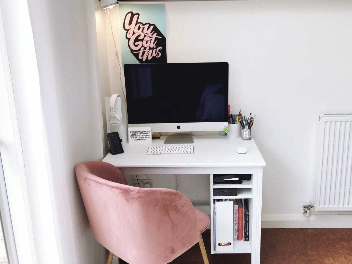 room work desk