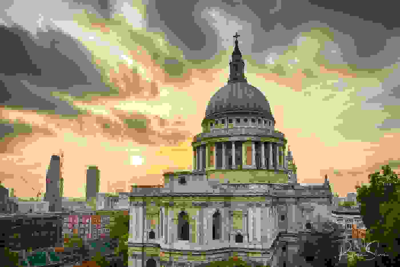 St. Paul's Cathedral (1675-1711) | Source: rowansims.com