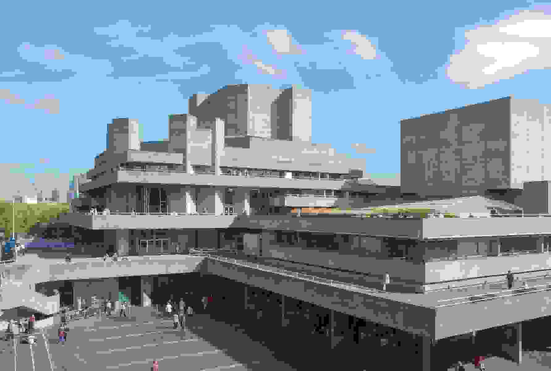 Royal National Theatre by Denys Lasdun | Source: crlrestoration.eu.com 