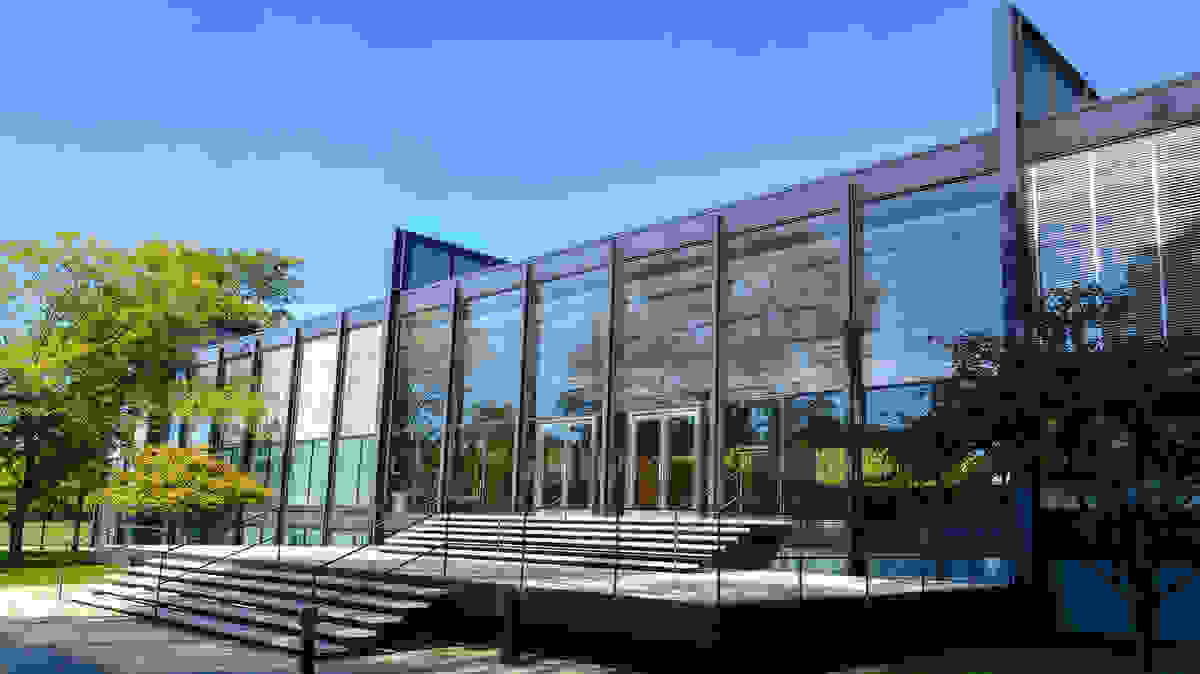 Mies van der Rohe's S.R. Crown Hall | Source: archdaily.com