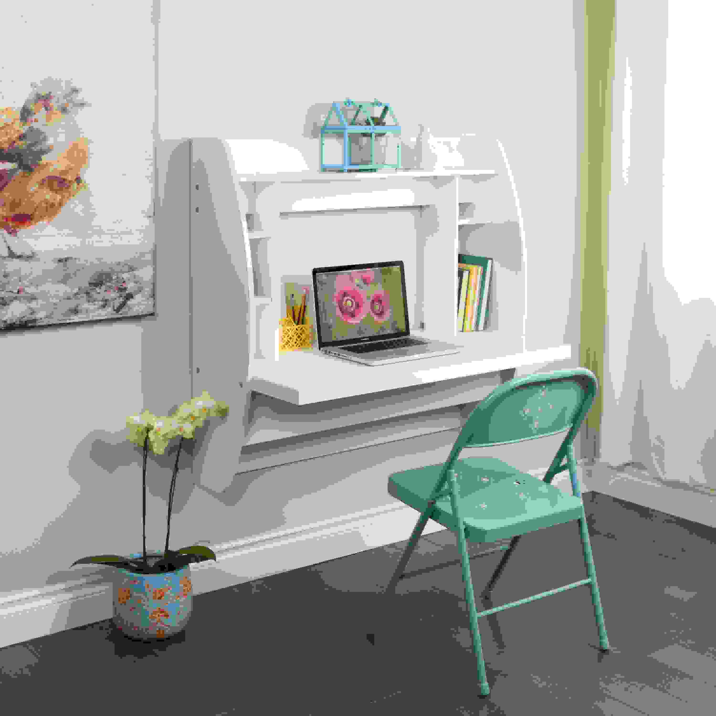 Prepac Wall Mounted Floating Desk | Source: ojcommerce.com