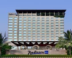 Call Girls in Radisson blu