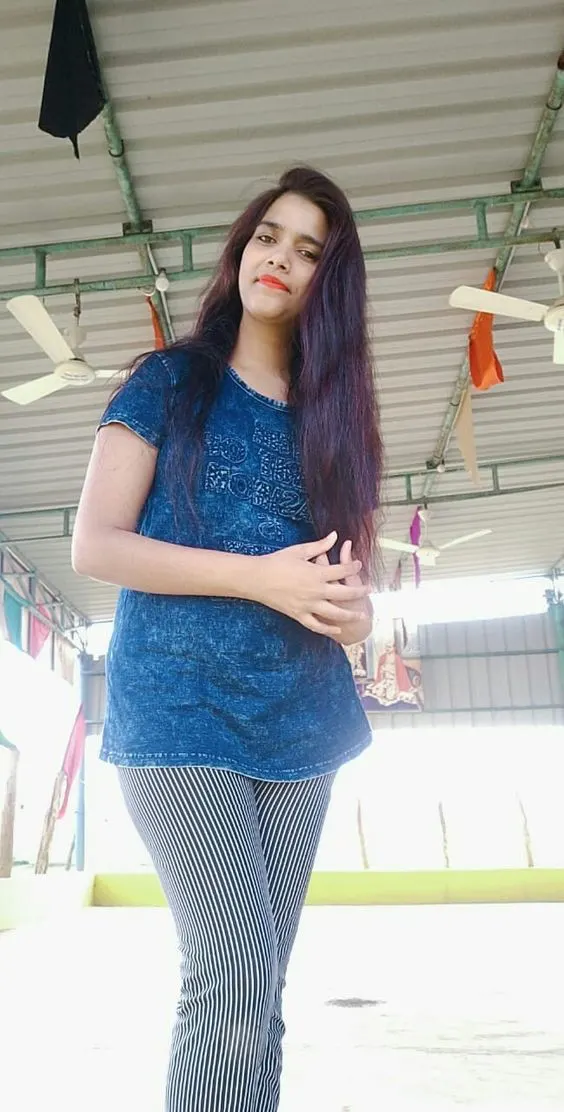 alina-indore-call-girl