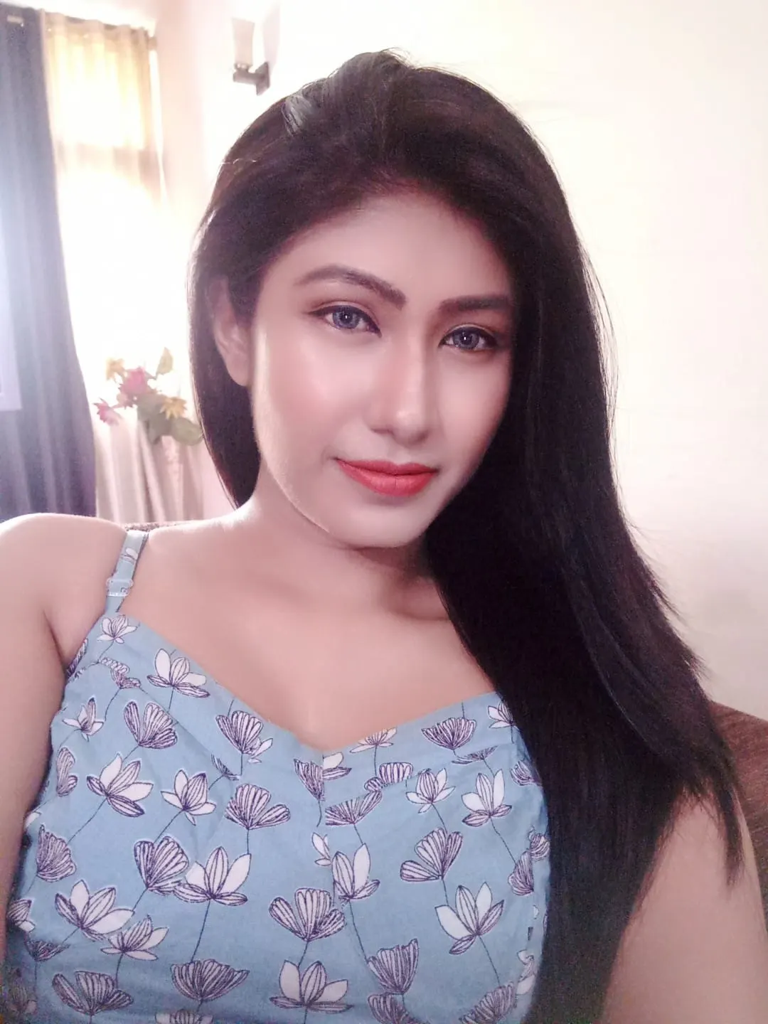 arohi-indore-call-girl