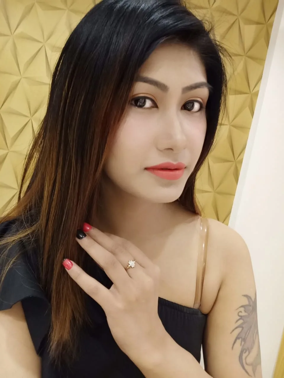 indore-call-girl-arohi
