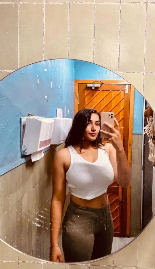 sheetal-indore-call-girl