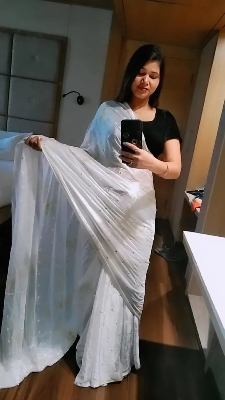 indore-call-girl-alina
