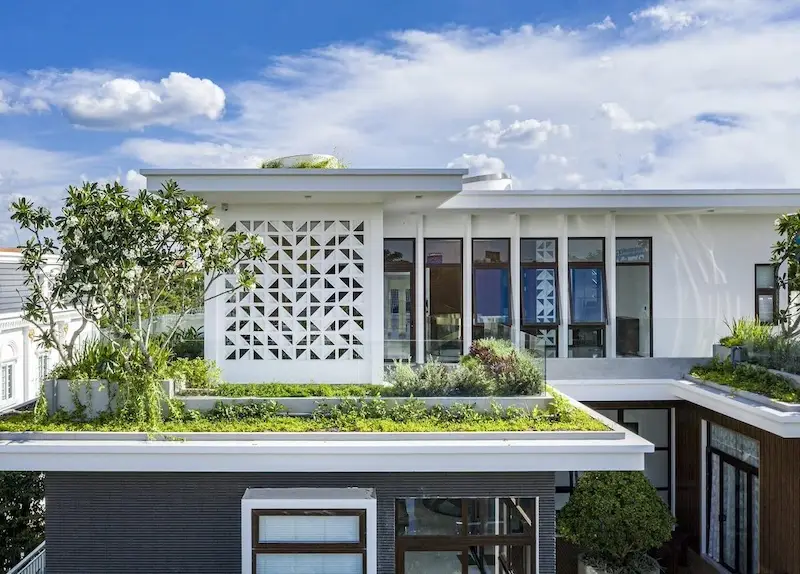 minimalist brizze block or roster beton minimalisinstallation on facade