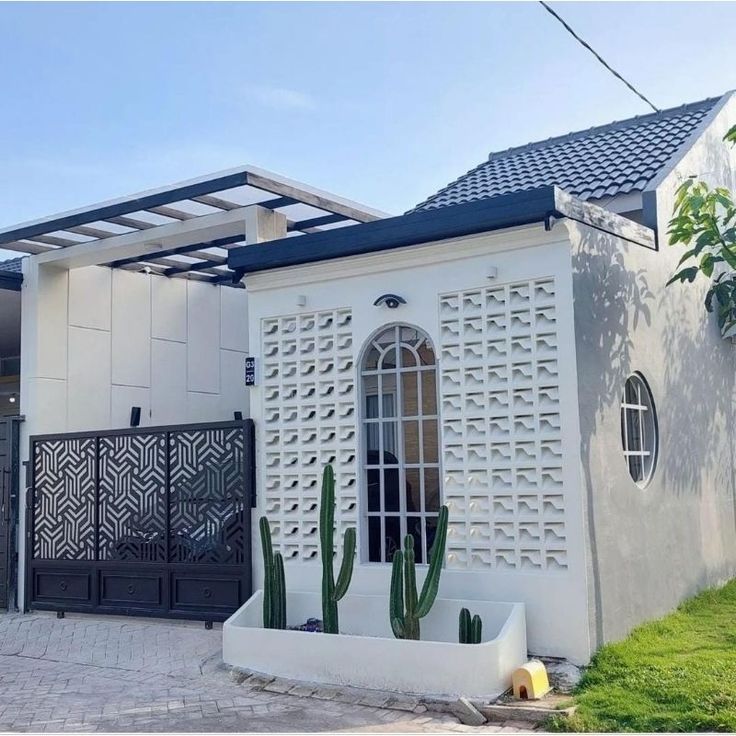 use minimalist brizze block you get good ventilation your house or aritecture look aesthetic on fence