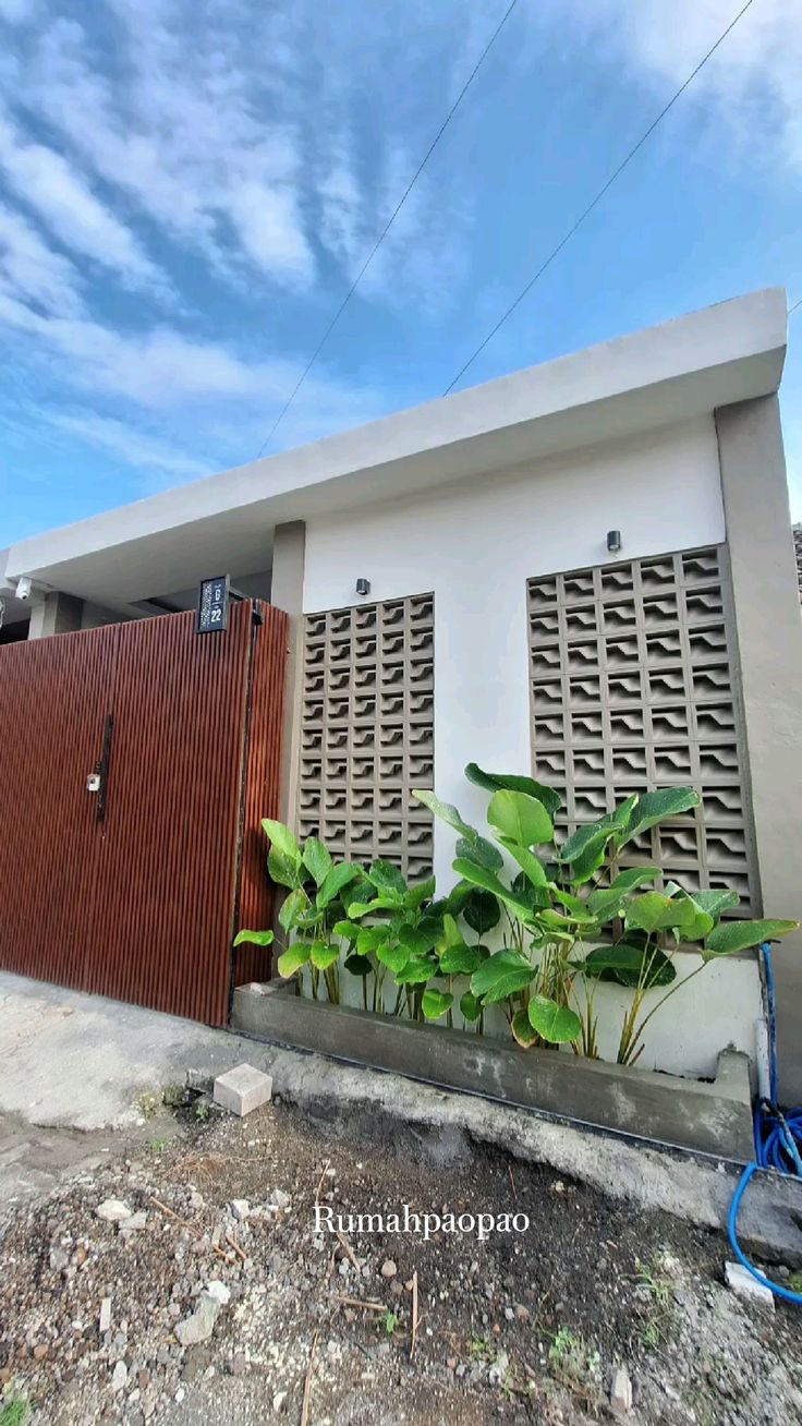 use minimalist brizze block you get good ventilation your house or aritecture look aesthetic on fence