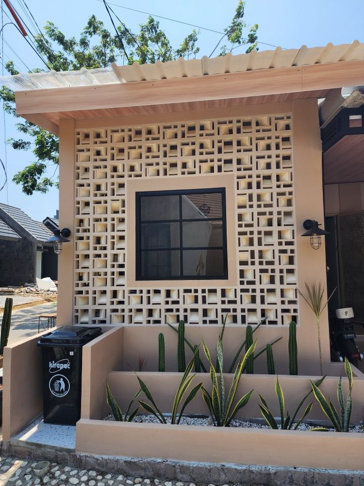 use minimalist brizze block you get good ventilation your house or aritecture look aesthetic on fence