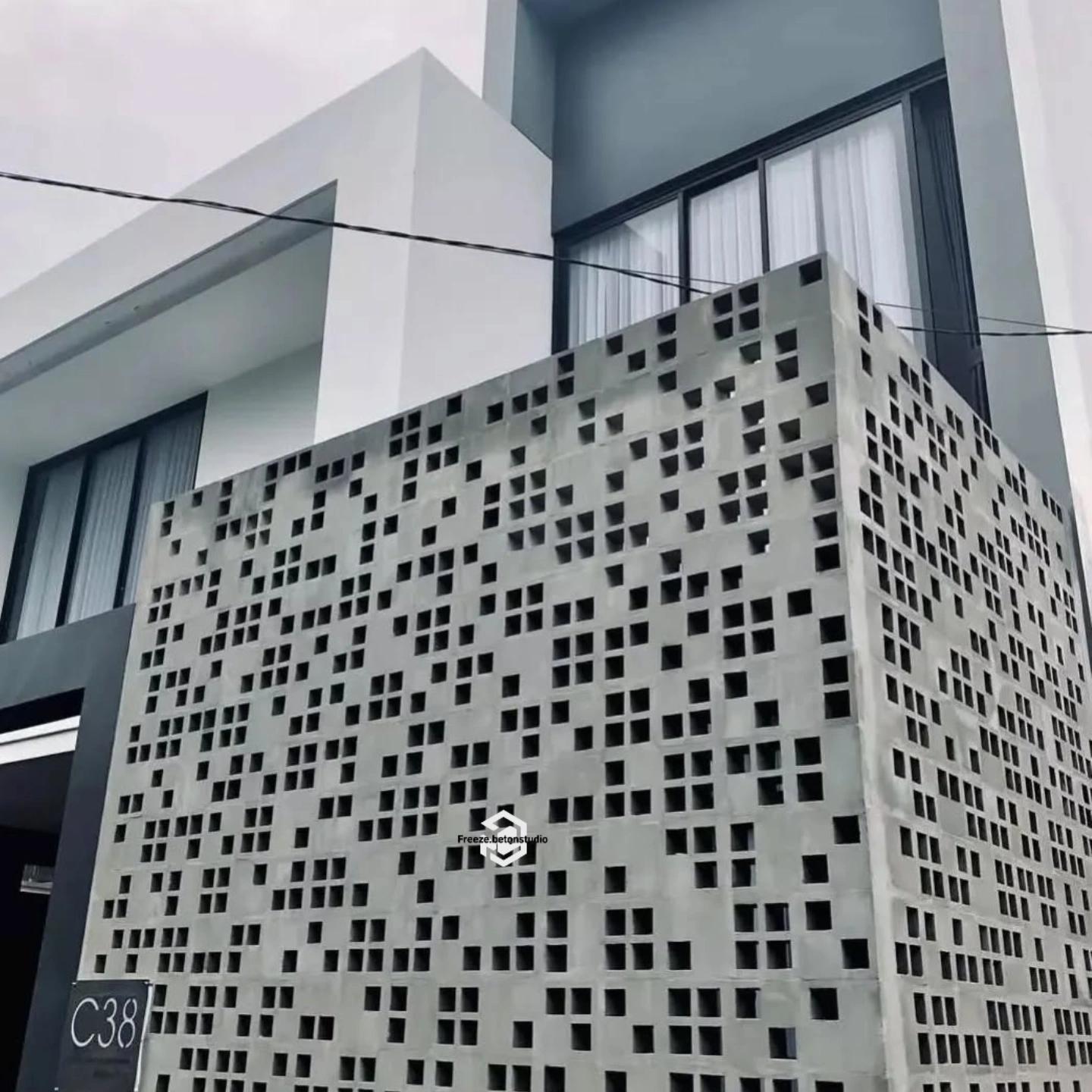 minimalist brizze block or roster beton minimalisinstallation on facade