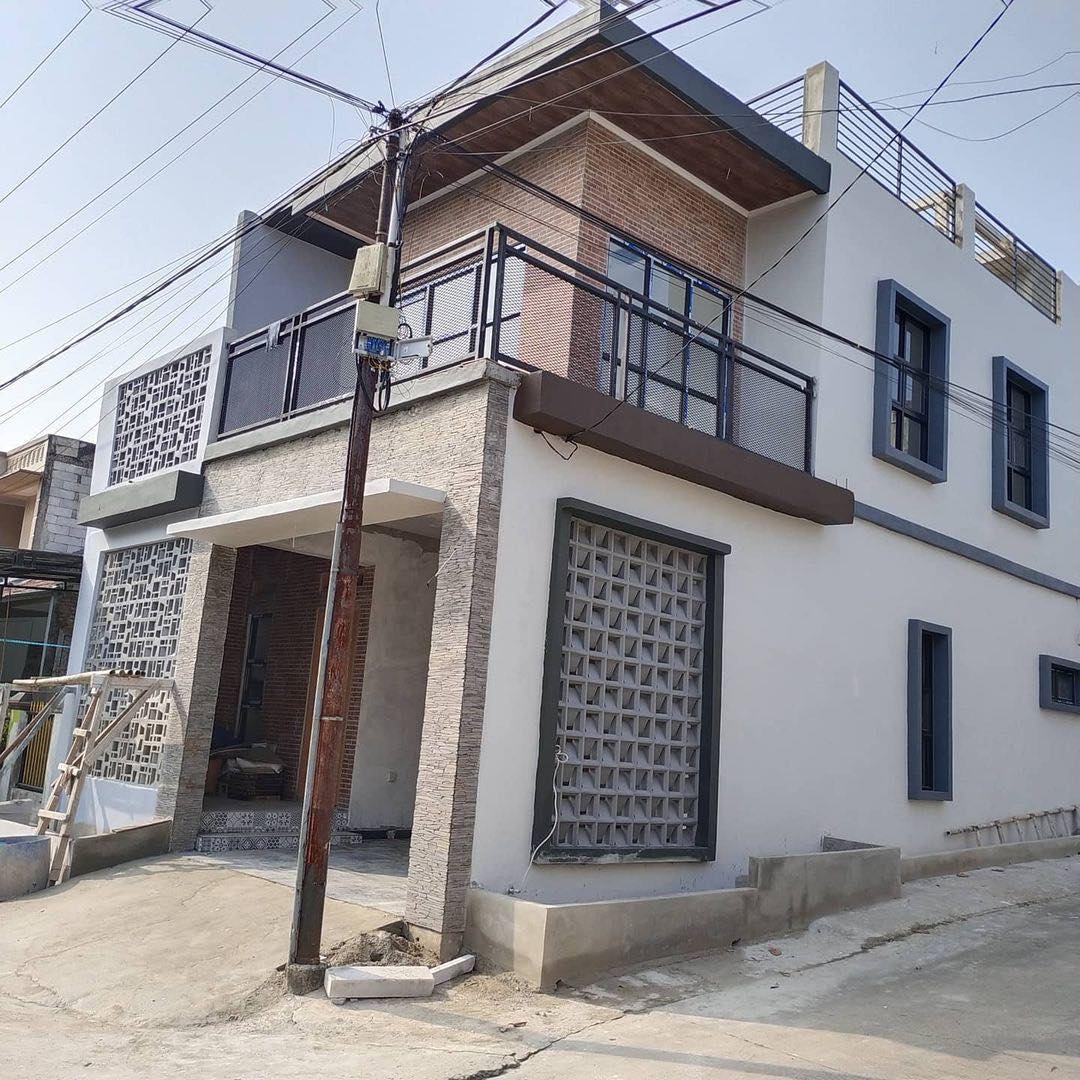 use minimalist brizze block you get good ventilation your house or aritecture look aesthetic on fence