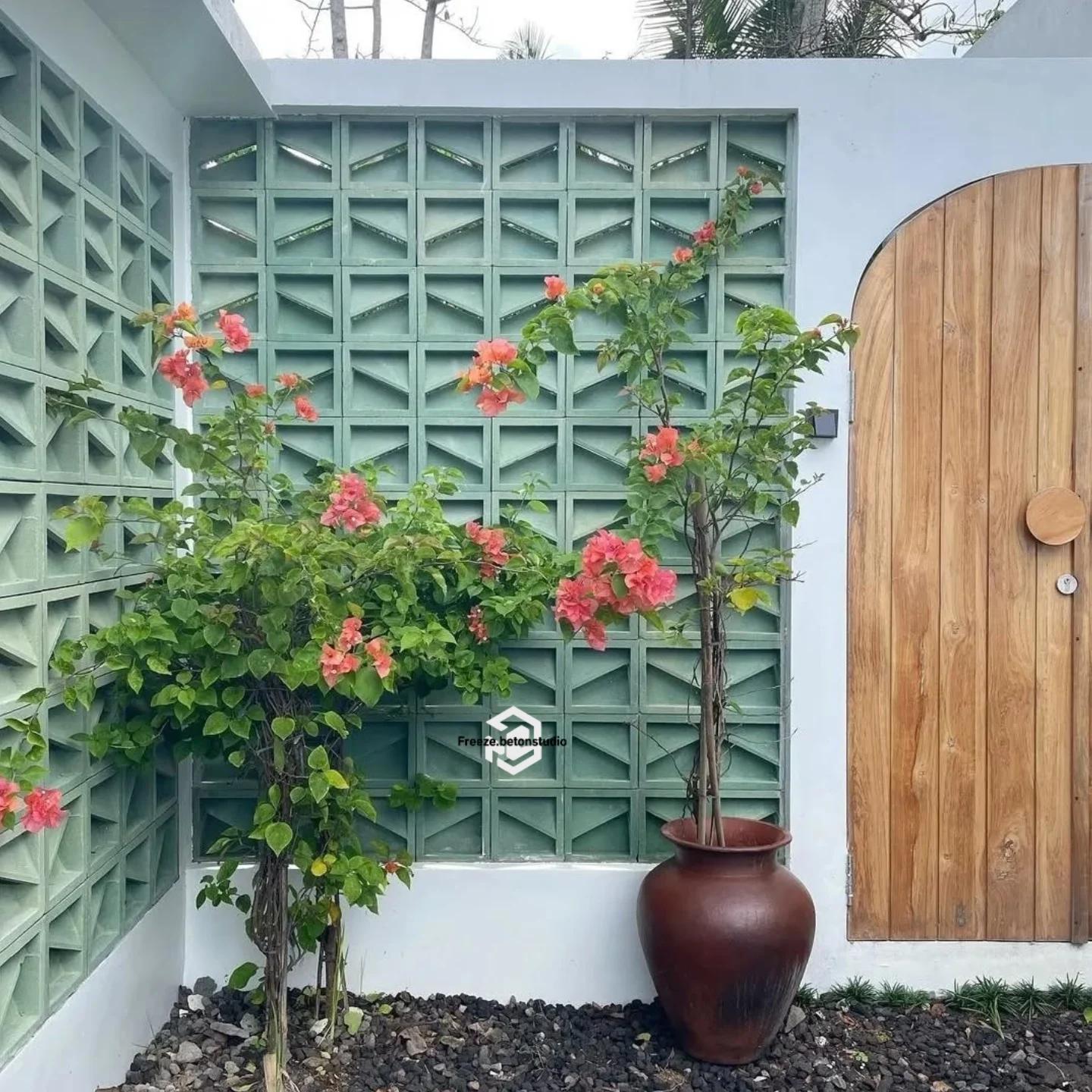 use minimalist brizze block you get good ventilation your house or aritecture look aesthetic on fence