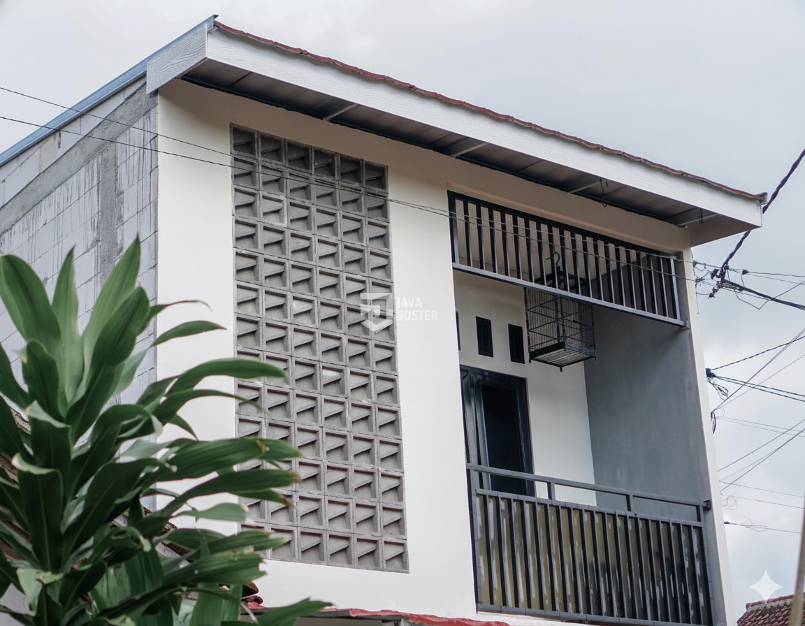 minimalist brizze block or roster beton minimalisinstallation on facade