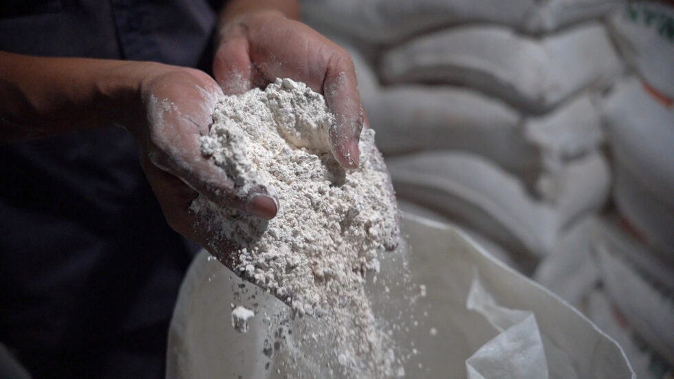 Dolomite material for breeze block production