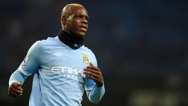 Balotelli Rayakan Kaeleh Manchester United Ti PSG Balotelli Rayakan Kaeleh Manchester United Ti PSG