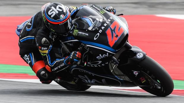 Valentino Rossi Bersaing Kalawan Murid Di Motogp Valentino Rossi Bersaing Kalawan Murid Di Motogp