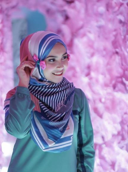 Tresia Beauty Blogger Geulis Kawit Subang Tresia Beauty Blogger Geulis Kawit Subang