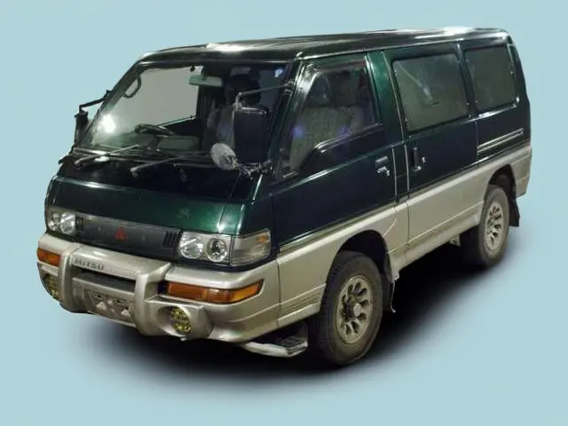 1999 Mitsubishi Delica Star Wagon For Sale