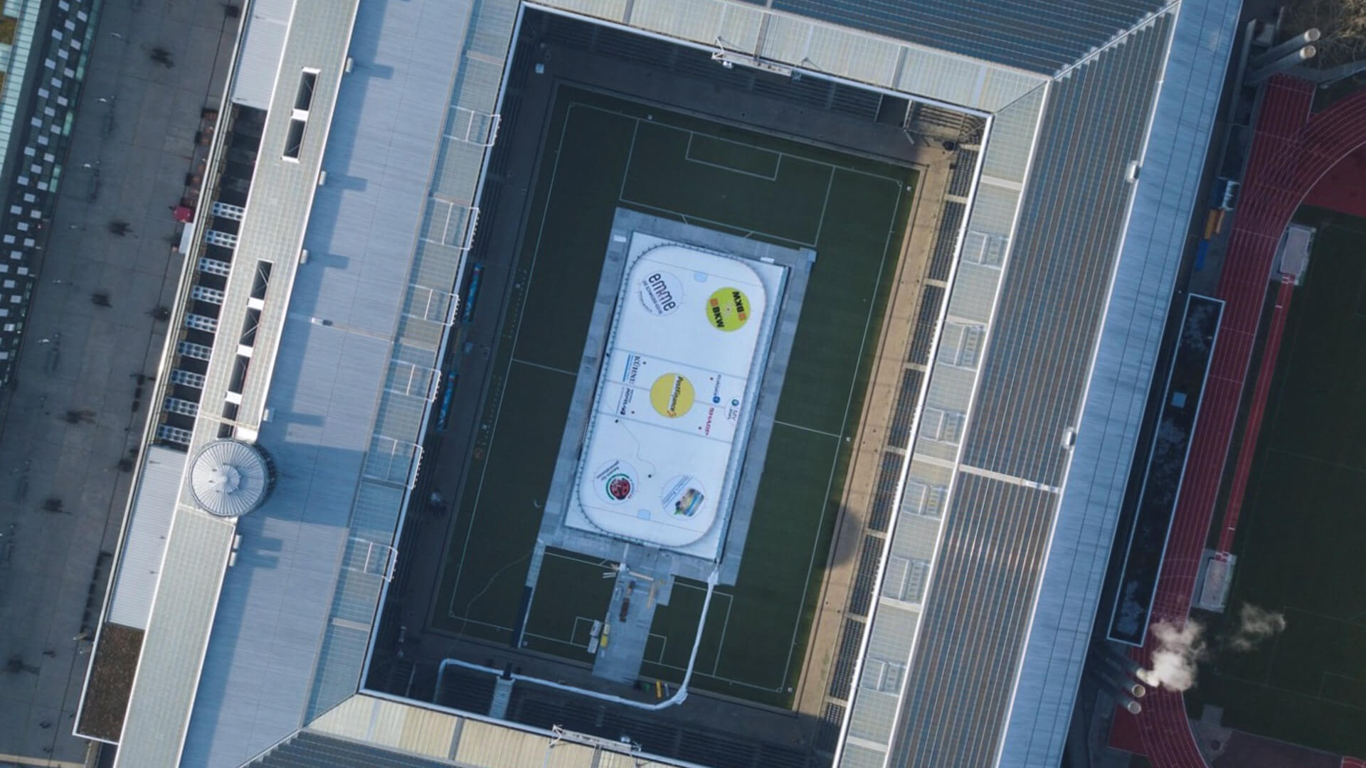 Ice skating rink for rent Industrial Frigo Ice