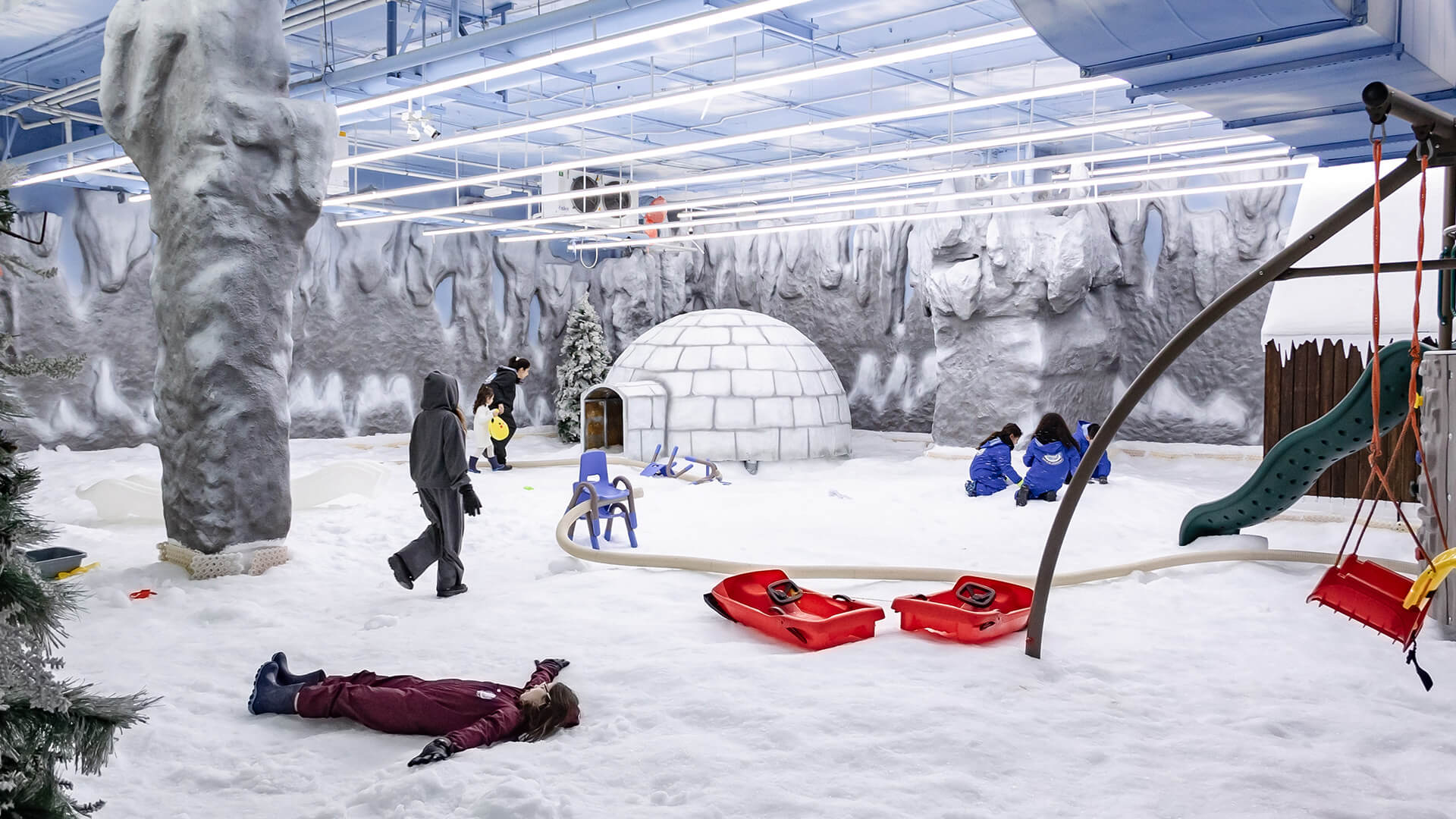 New Ice and Snow Park in Amman | Industrial Frigo Ice | Ice & Snow Rides Manufacturer