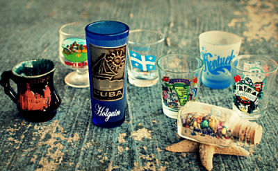 Set of many diffrerent souvenirs.