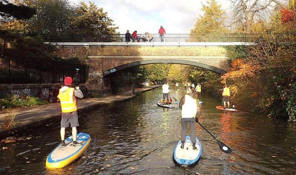 Paddleboarding Through London for Two 