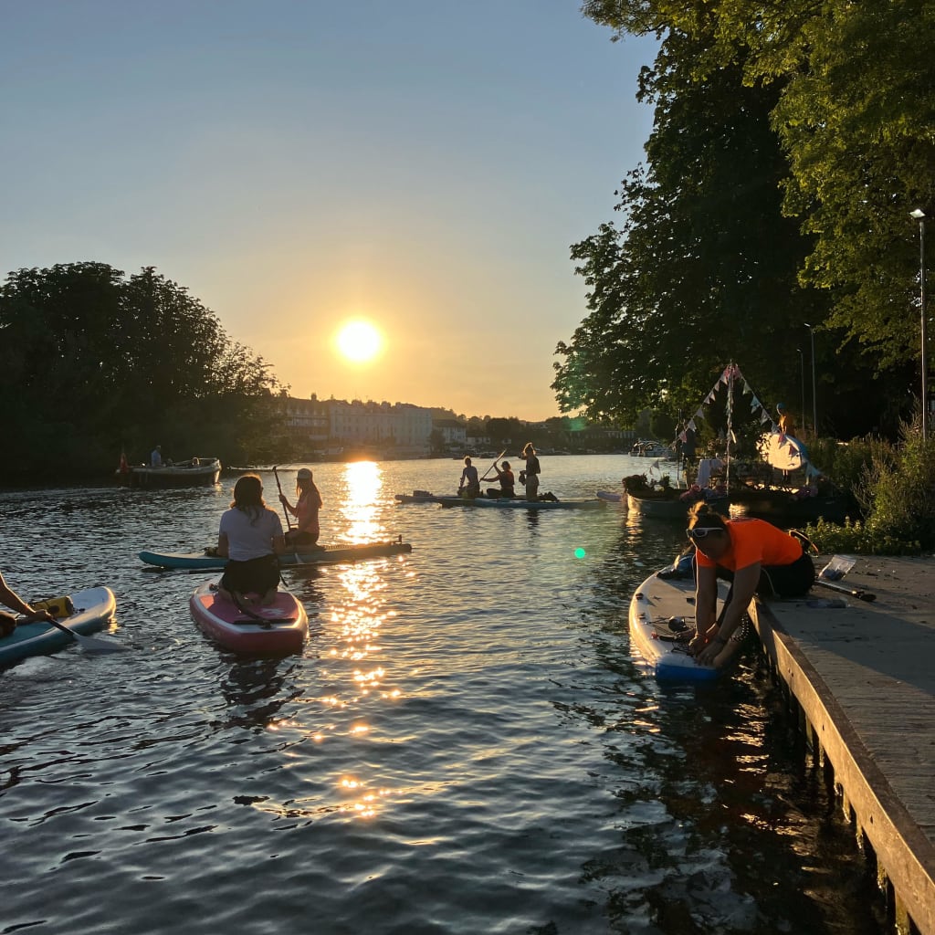 Sunset Paddleboard in Henley