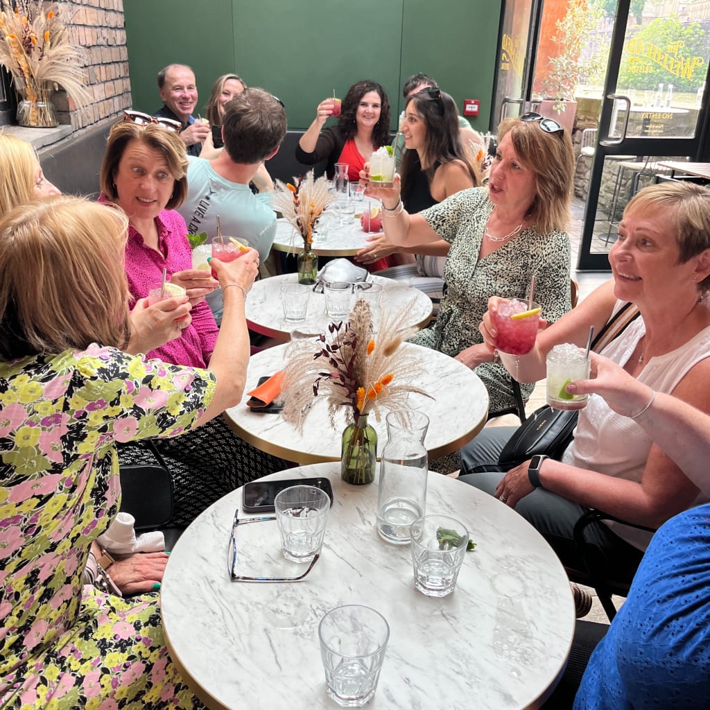 Hotspots and Hidden Treasures Tour in Bristol