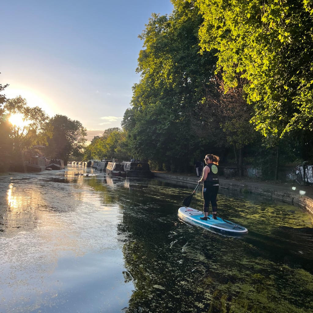 Sunset Paddleboard through London