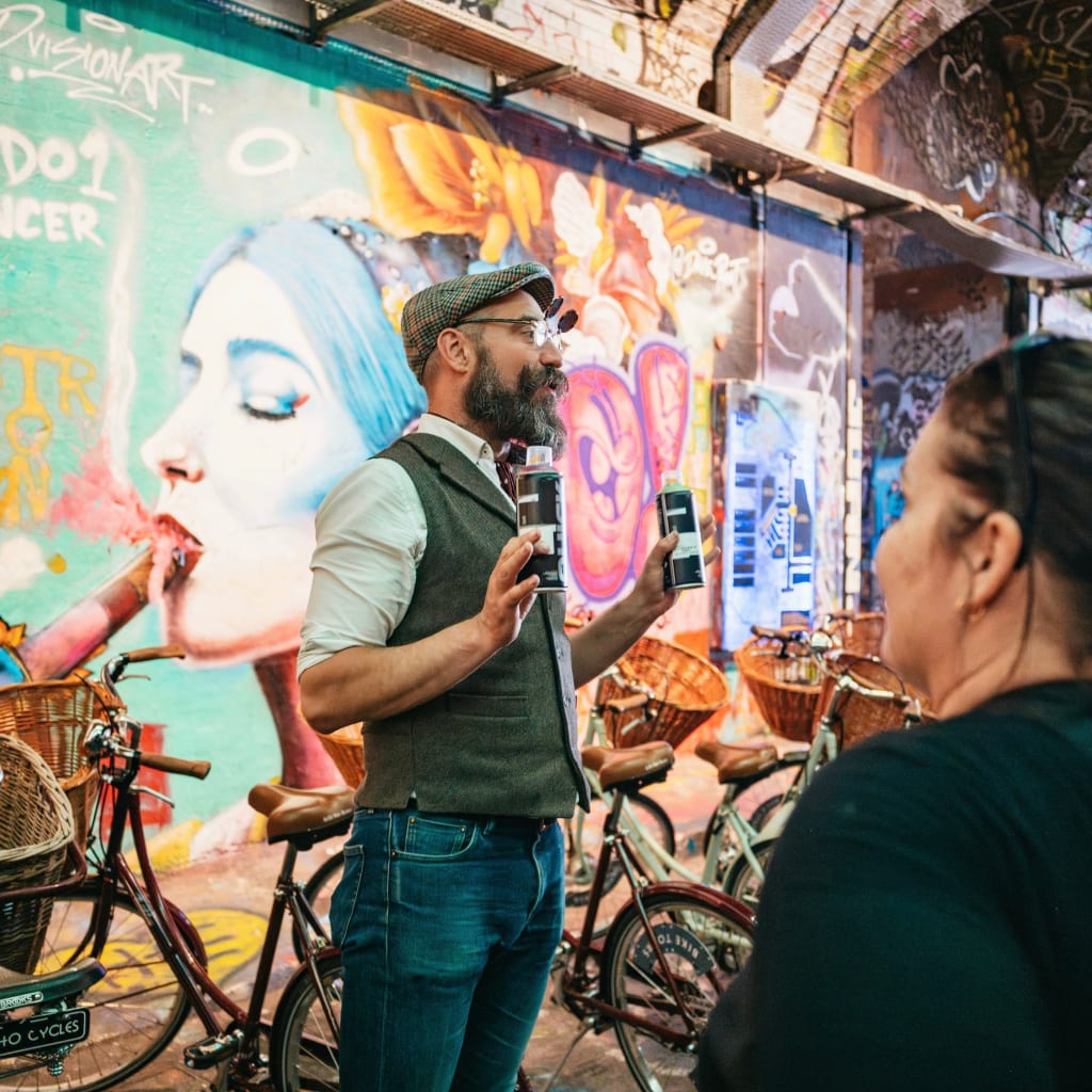 Landmarks and Gems Cycle Tour for Two