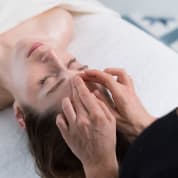 Glowing 60min Beauty Treatment