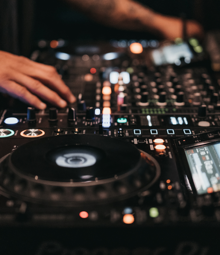 It's in the Mix - Beginner DJ Course