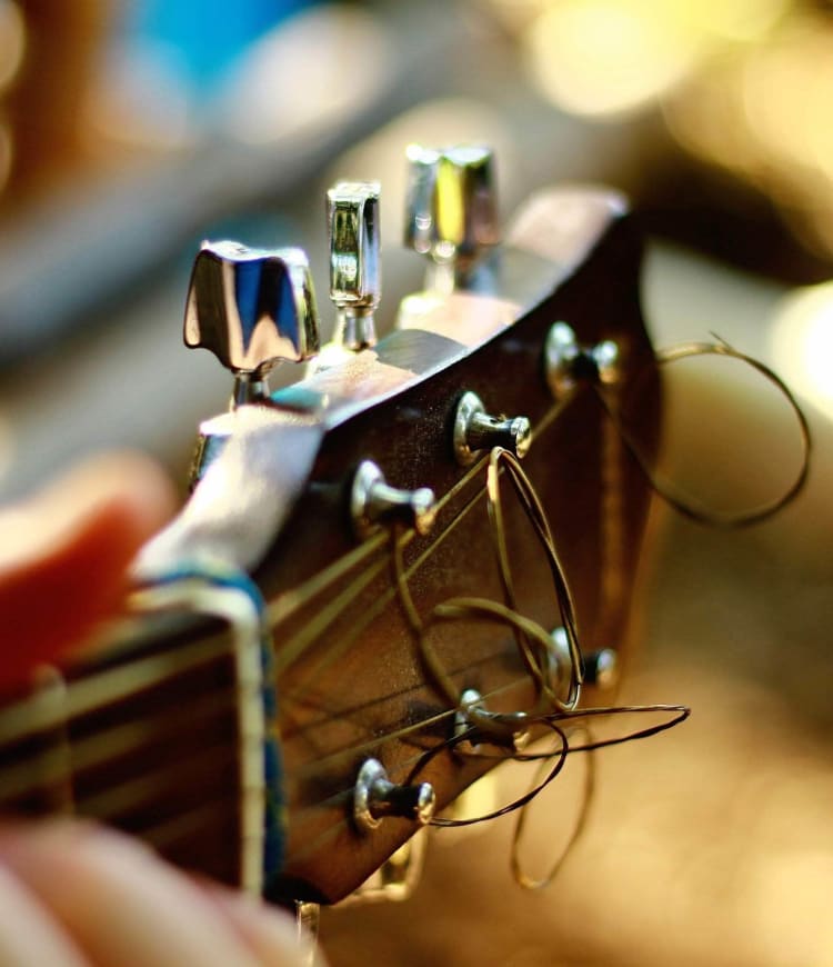 Learn Blues Guitar with ex. Strangler John Ellis