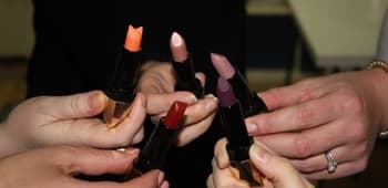 Spotlight: Natural Lipstick Workshop