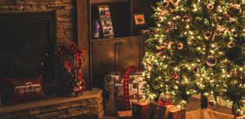 Crafting Memories: Christmas Gifts for Mum That Speak to Her Soul