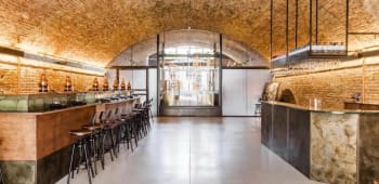 Extraordinary Couples' Experiences in London: Last-Minute Gifts Made Memorable with The Indytute