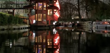 Paddle Boarding in London: Glide, Yoga, and Moonlit Adventures on the Canal