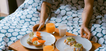 Bring Back the Wonky Breakfast Trays!