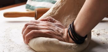 Spotlight: Signature Sourdough Starter Home Kit