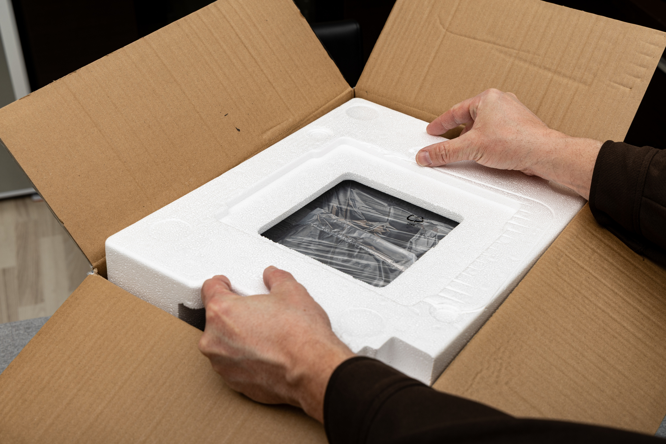 Polystyrene electronics packaging 