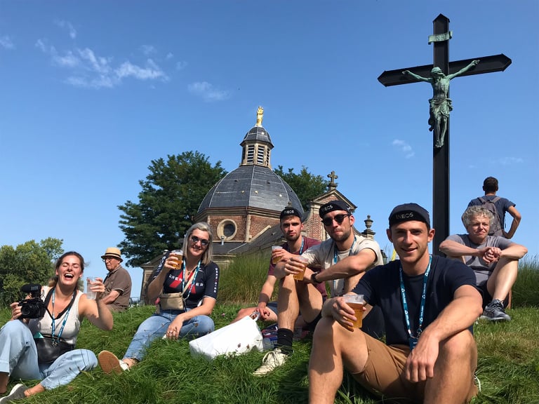 groepsfoto muur van geraardsbergen 1.jpg