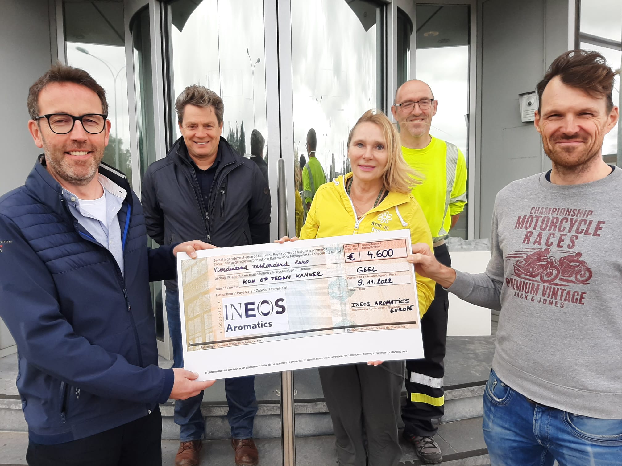 picture cheque TdFc to KOTK 2022_1.jpg