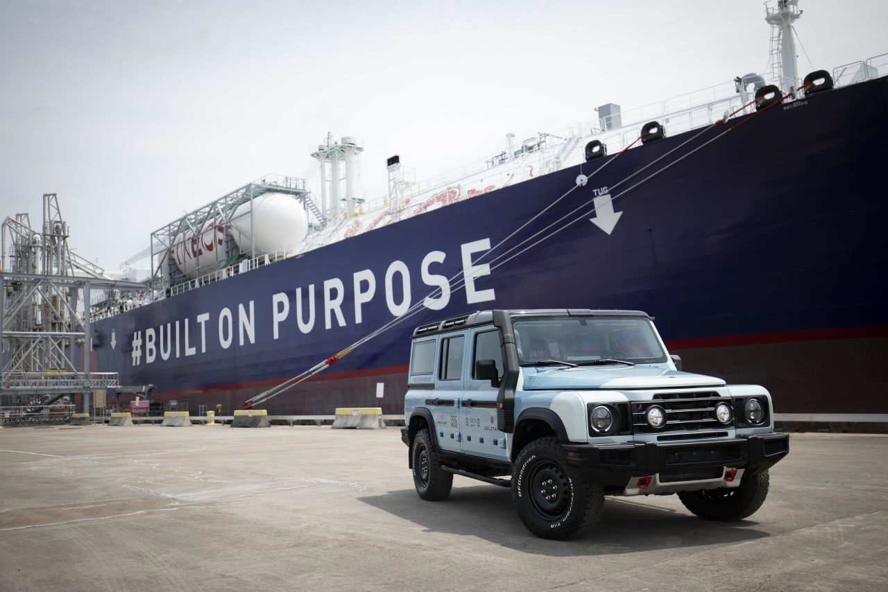 Pacific Grenadier 1v.1.jpg